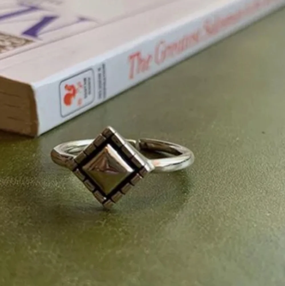 NEW 925 Sterling Silver Diamond‎ Shape Adjustable Band Ring